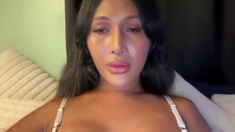 Maria online show from December 11, 5:14 pm