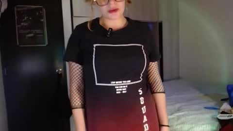 Mariana online show from December 14, 1:12 am