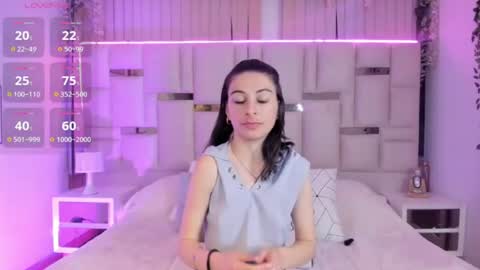mariana__thompson online show from August 5, 2:52 am