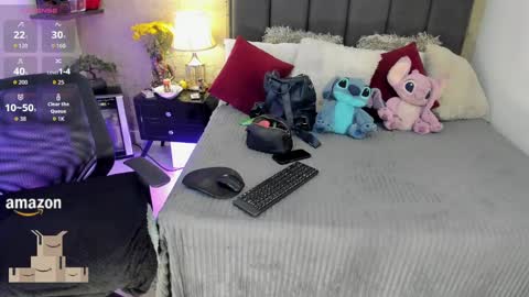 Mar y online show from September 24, 3:19 pm