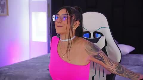 Mariana  online show from May 20, 12:11 pm