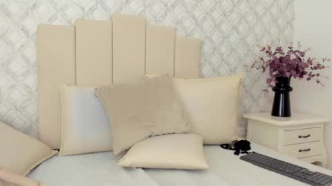 Mariana online show from February 12, 5:16 pm