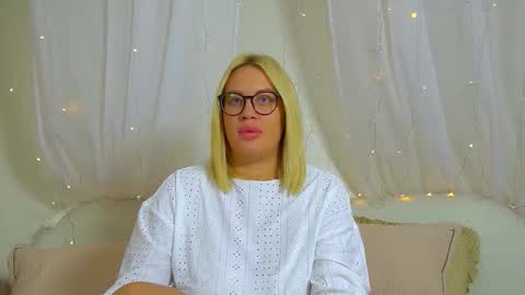 Maria online show from February 28, 6:23 pm