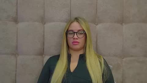 Maria online show from March 1, 12:39 am