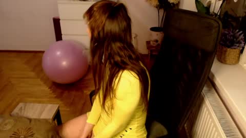 marianika online show from March 29, 7:04 pm