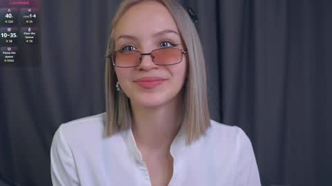 Rachel online show from April 3, 10:39 pm