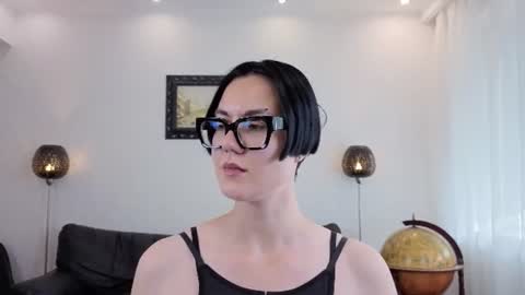 Marie Fitch online show from June 26, 5:24 am
