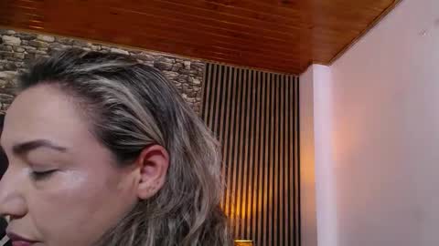 marie_hss online show from February 9, 9:06 pm