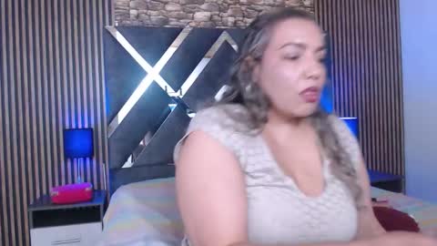 marie_hss online show from January 7, 8:58 pm