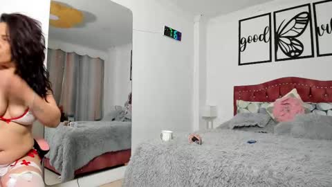 marie online show from March 12, 12:15 pm