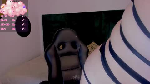 Mariee online show from March 4, 12:29 am