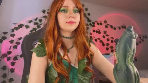 Mariel Gold online show from December 5, 7:29 am