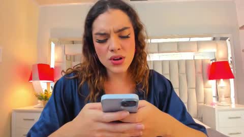 mariiahneedles online show from November 12, 11:29 pm