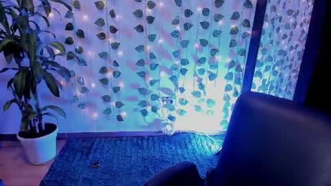 Snapshot of mariianadiaz1_ chatting on February 26, 7:21 pm Maryyy online show from February 26, 7:21 pm