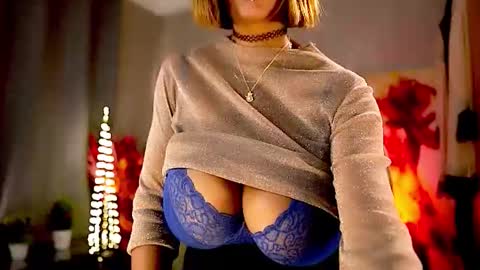 Nikita - Scroll down and read my bio please. New Pictures in Bio online show from March 28, 8:27 am