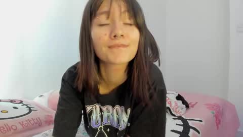 Snapshot of marin_kitoko chatting on March 9, 7:26 pm Marin kitoko online show from March 9, 7:26 pm