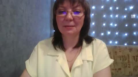 marinamrs online show from January 9, 11:43 pm