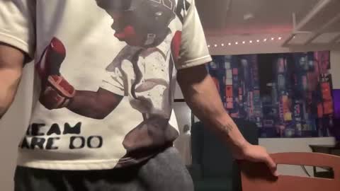 Z online show from February 24, 12:35 am