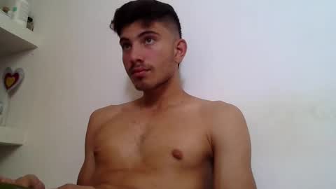 mariobrosss517470 online show from February 13, 5:22 pm