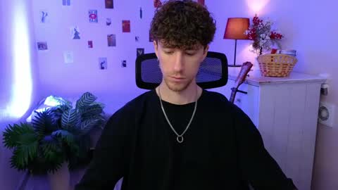 mark_caron online show from March 22, 8:46 pm