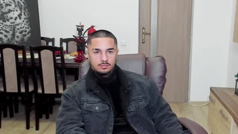 Tison online show from December 15, 8:08 am