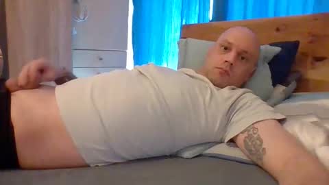 markus_7 online show from April 9, 1:17 pm