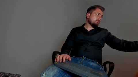 MARK online show from November 11, 7:49 pm