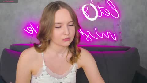Emmaa online show from June 5, 1:56 am