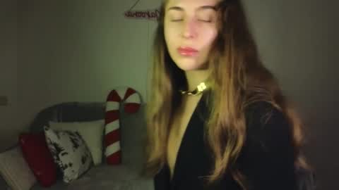 Mary online show from January 8, 4:13 pm