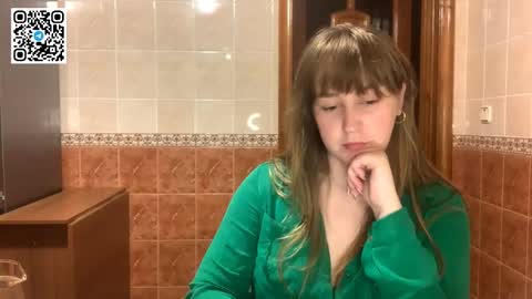 Snapshot of maroonmoon_ chatting on October 22, 7:37 pm Miriam online show from October 22, 7:37 pm