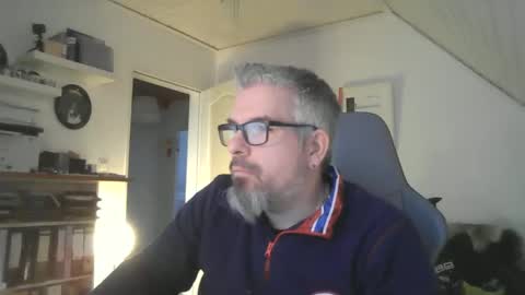 marriedcock1980 online show from December 13, 8:30 am