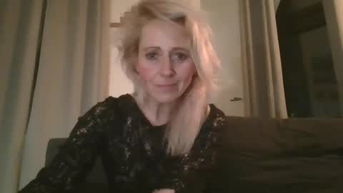 MaryGoRound online show from January 23, 2:44 am