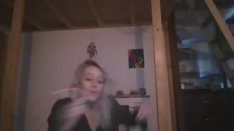 MaryGoRound online show from January 29, 9:33 am