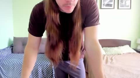 Alan online show from April 14, 9:56 am