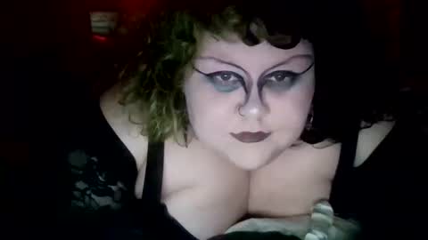 marshallmarx517 online show from May 16, 1:24 am