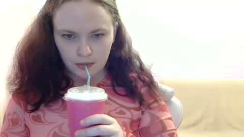 marshmellowsofia online show from July 27, 6:22 am