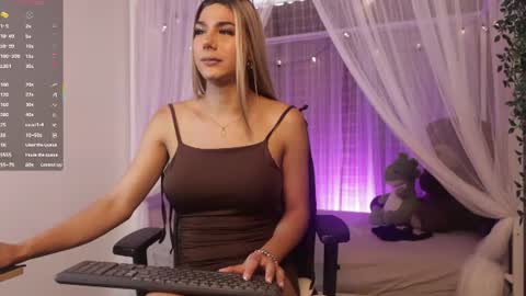 martinaa_rose online show from July 1, 1:42 pm