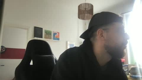 martinmagic467659 online show from February 23, 8:49 am