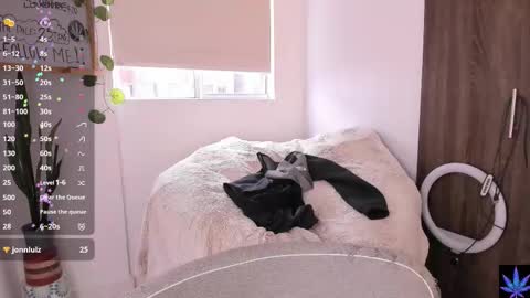 Mary Jane  online show from September 30, 9:58 pm