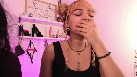 Mary Jane  online show from February 14, 3:11 am