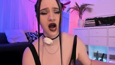 Mary online show from January 10, 7:47 am