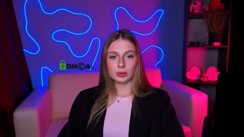 Mary online show from November 24, 2:49 pm