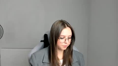 Alice online show from June 26, 6:52 am