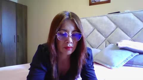 Engracia online show from June 15, 4:54 pm
