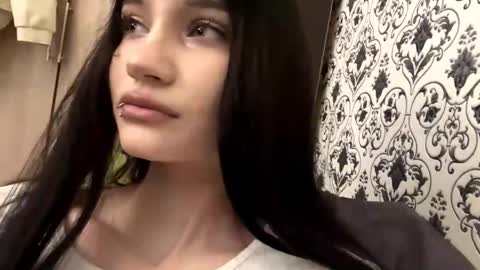 Sofia online show from November 24, 2:38 pm