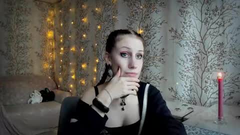 Snapshot of marylou_ chatting on October 30, 7:53 am Mary Lou online show from October 30, 7:53 am