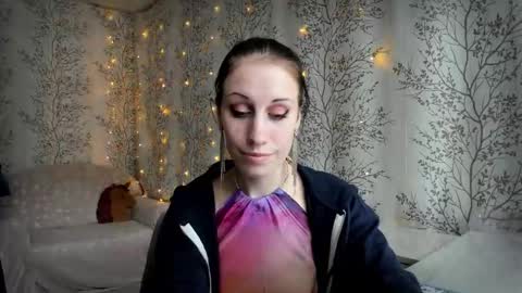 Snapshot of marylou_ chatting on September 22, 9:24 am Mary Lou online show from September 22, 9:24 am