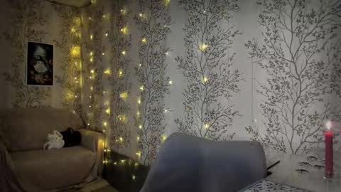 Snapshot of marylou_ chatting on October 31, 2:06 pm Mary Lou online show from October 31, 2:06 pm