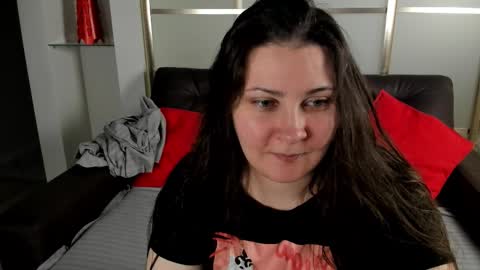 Mary online show from October 10, 5:08 pm