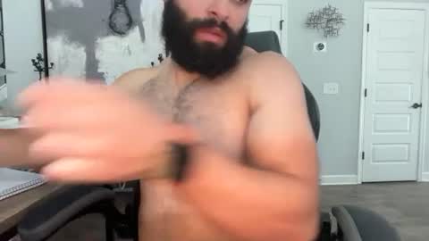 mascbeef95 online show from August 6, 1:53 pm